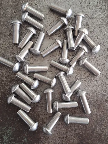 Remache Hierro Macizo 8 X 25 Golpe Macizo X 350 Unid