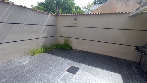 Imagen 23 de 24 de Marisol Castro Vende Townhouse De Dos Plantas En San Diego | Carabobo | Conjunto Residencial Villa Corina | Soth-009
