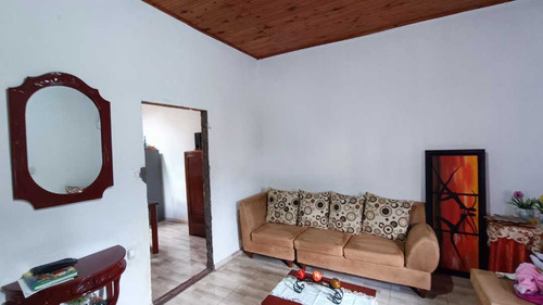 Se Vende Casa De 2 Habitaciones En Salento, Quindio