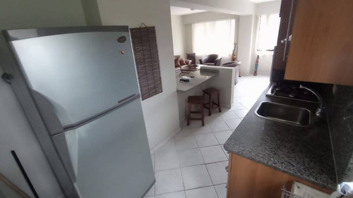 Imagen 9 de 14 de En Alquiler Acogedor Apartamento En Res Altos Del Mirador Valencia 166512 Andres Peña
