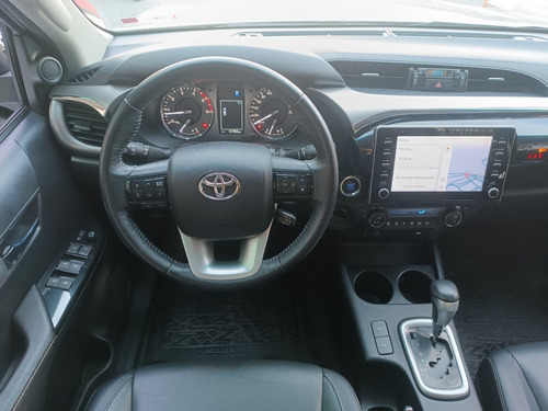 Toyota Hilux 2.8 D-4D TURBO DIESEL CD SRV 4X4 AUTOMÁTICO