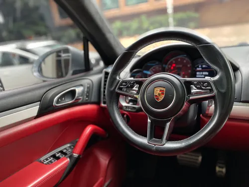 Porsche Cayenne Gts