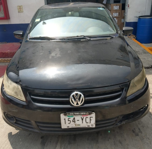 Imagen 2 de 8 de Vw Gol Sedan 2012 Estándar