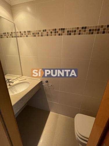 Imagen 12 de 30 de Excelente Apartamento Semi Piso En Venta!!