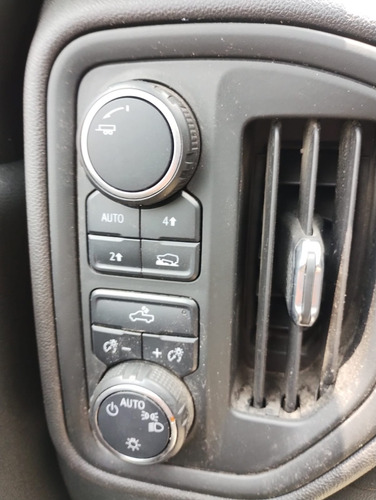 Chevrolet Silverado 5.4 2500 Doble Cabina Ls 4x4 At