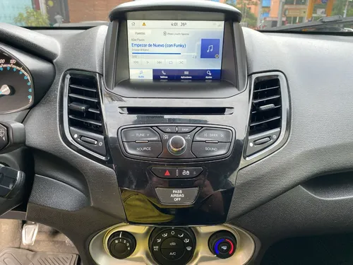 Ford Fiesta 1.6 Sportback Se