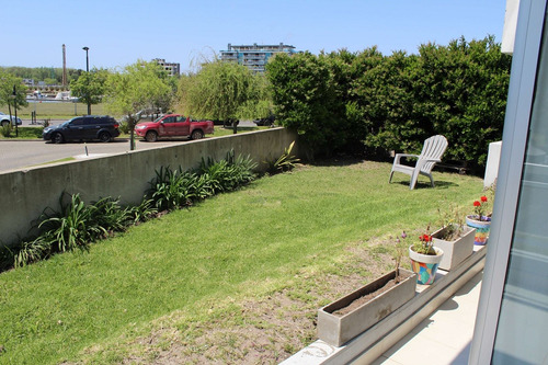 Imagen 6 de 17 de Departamento Al Río En Venta, Nordelta,