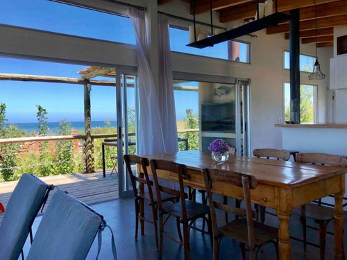 Casa En Venta De 3 Dormitorios En Punta Piedras