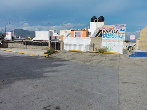 Imagen 15 de 16 de Local Comercial En Entrada De Fraccionamiento En Tlajomulco