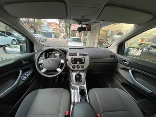 Imagen 11 de 13 de Ford Kuga 2.5 Trend Mt 4x4 (ku01/ku04) /// 2011 - 128.000km