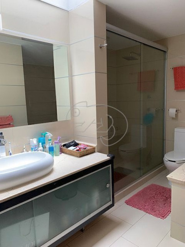 Imagen 23 de 30 de Casa En Venta En Satélite. Con Amplios Espacios.