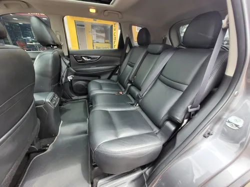 Nissan X-Trail 2.5 Exclusive