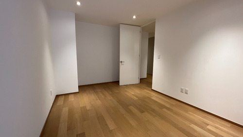 Imagen 4 de 17 de Venta De Departamento En López Cotilla - Del Valle Centro