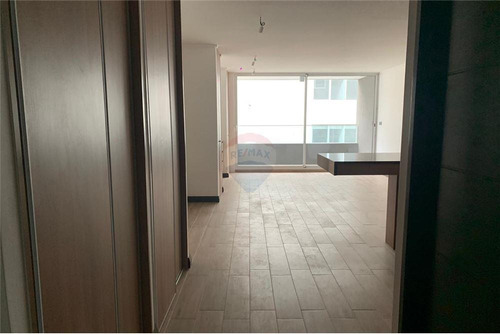 *oportunidad A Estrenar, Home Studio Con Amplia Bodega Al La