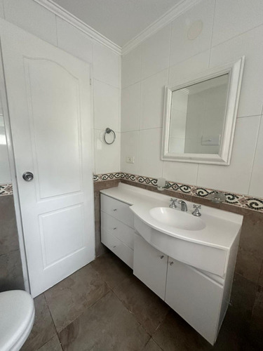Venta Depto 2 Amb Con Patio De 25 Mts - Caseros