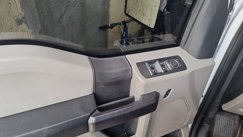Imagen 10 de 15 de Ford F150 2.7 Cabina Y 1/2 V6