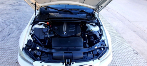 Bmw Serie 3 2.0 320d Sedan Executive 2010