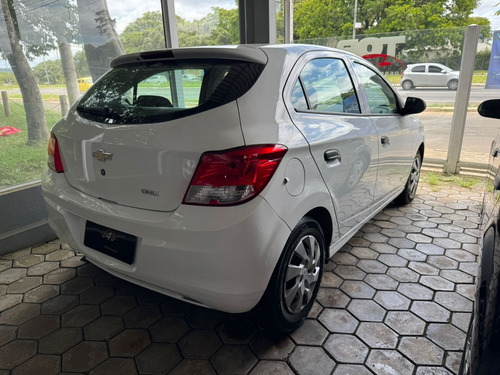 Chevrolet Onix 1.0 Joy 5p