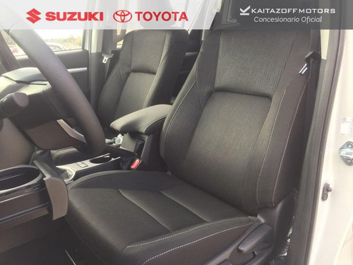 Imagen 12 de 15 de Toyota Hilux Srv 4x2 2022 0km