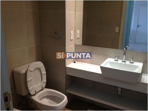 Imagen 25 de 30 de Apartamento En Brava, 2 Dormitorios Alquiler