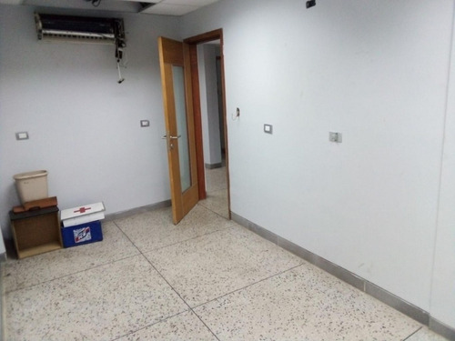 Imagen 13 de 13 de Leida Falcon Rentahouse Vende Edificio En La Candelaria Valencia 22-19154 Lf