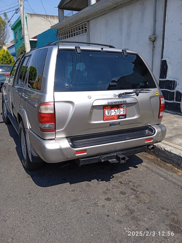 Nissan Pathfinder Le Ee Piel Aa 4x4 At