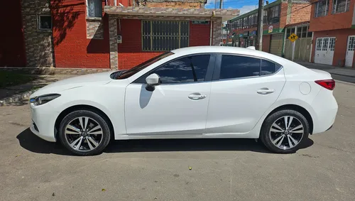 Mazda 3 Touring Versión 2