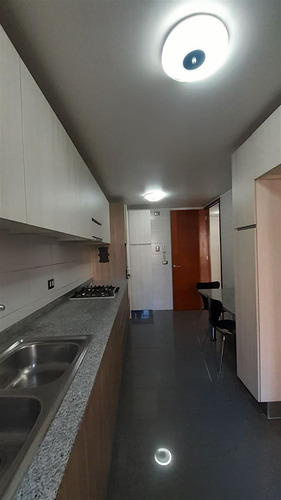 Departamento En Arriendo De 3 Dorm. En Las Condes