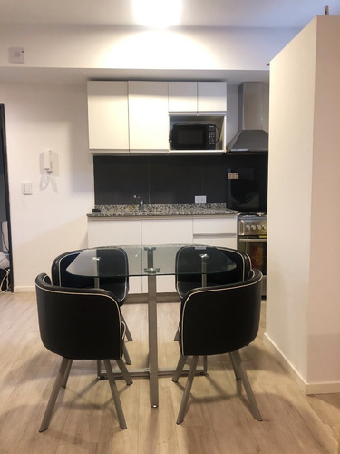 Hermoso Monoambiente A Estrenar, Hasta 4 Huespedes. Temporario. Caballito. Dueño. Cerca Del Hospital Durand, Hospital De Oncologia Marie Curie Y Hospital Italiano. Cercano A Parque Centenario.