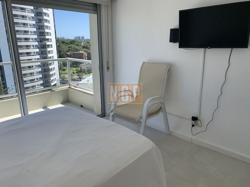 Imagen 29 de 30 de Venta Brava Parada 3 Pent House Como Primera Linea