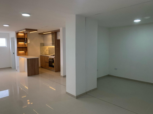 Xv, Venta Hermoso Apartamento A Estrenar, Edifio Santa Rita, Sector Los Kiosko.