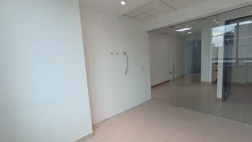 Oficina En Arriendo/venta En Chico Norte Iii. Cod A1105062