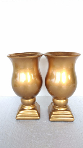 Par De Vasos Lazio  Em Cerâmica Dourado 30 Cm De Altura