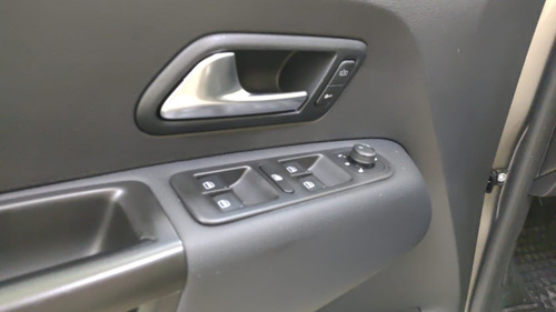 Imagen 10 de 15 de Volkswagen Amarok V6 Comfortline 258cv 4x4 At My23 #17