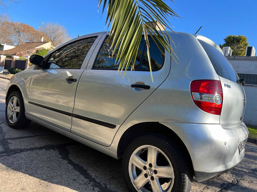 Imagen 3 de 7 de Volkswagen Fox 2008 1.6 Comfortline 5 P