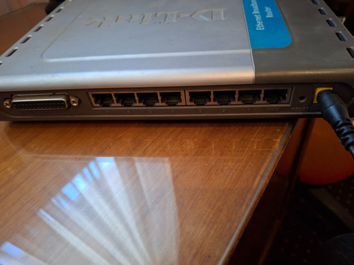 Router D-link Di-707p (Usado)