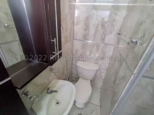 Imagen 14 de 21 de Preciosa Casa En Venta Urbanismo Privado Las Amazonas, Santa Rita 22-27838 Hc