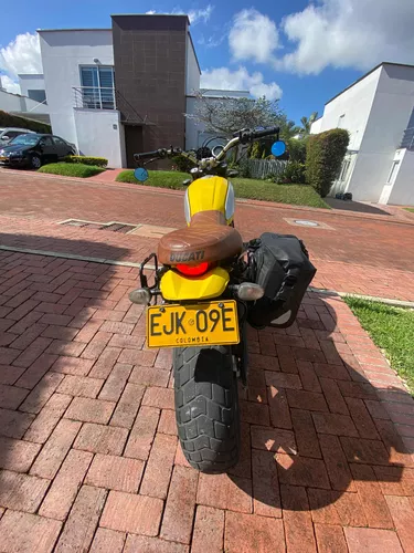 Ducati Scrambler Icon 800