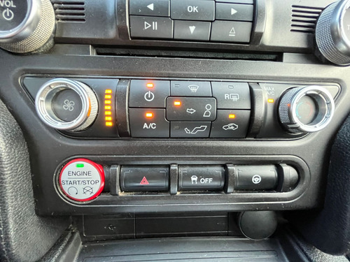 Ford Mustang 3.8 Coupe 3.7 V6 At