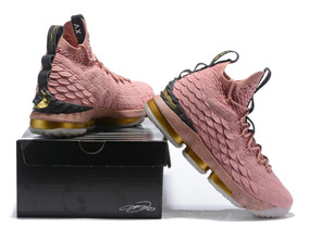 tenis lebron rosa