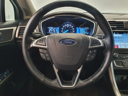 Imagen 11 de 15 de Ford Fusion Se Luxury Hibrido 2017