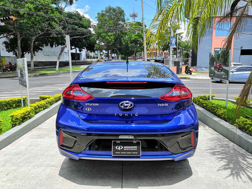 Imagen 4 de 10 de Hyundai Ioniq 2019 5p Limited Hibrido L4/1.6 Aut