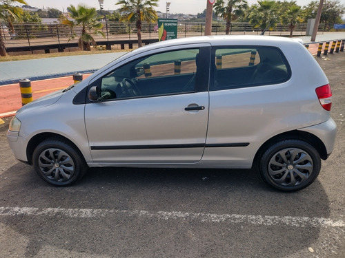Imagem 1 de 10 de Volkswagen Fox 2004 1.0 Plus Total Flex 3p