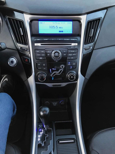 Hyundai Sonata 2.4 16v Aut. 4p 2012