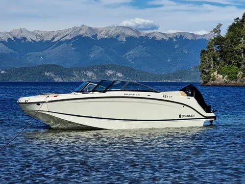 Nueva Bermuda Discovery 230 Mercury 300hp V8 4.2l