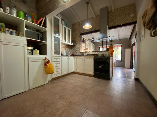 Imagen 6 de 23 de Casa Funes Tres Dormitorios Con Pileta En Venta