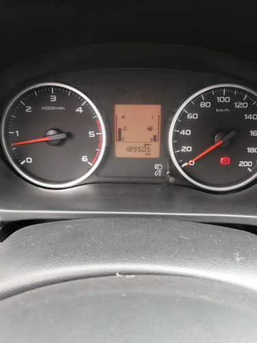 Imagen 13 de 15 de Mitsubishi L200 2018