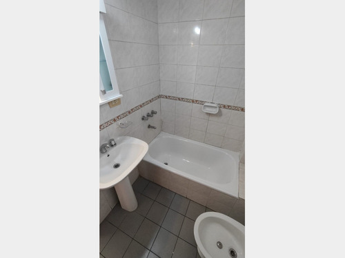 Departamento En Alquiler En Ramos Mejia