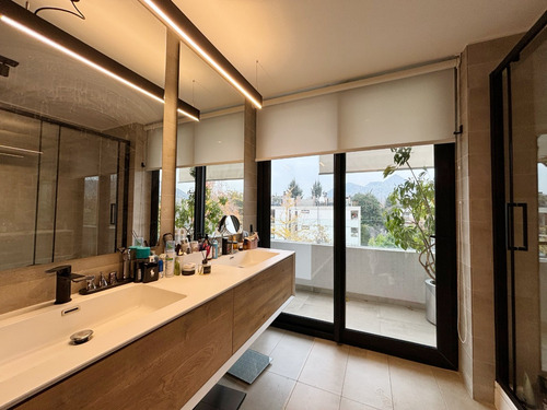 Compre Sin Comisión/ Dúplex Con Rooftop / 3 D / 2 B / 3 Est.