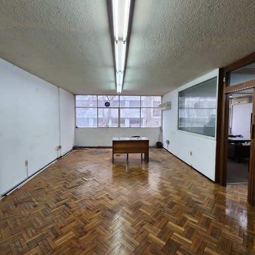 Alquiler Oficina O Consultorio En Centro De Montevideo 60mts2.